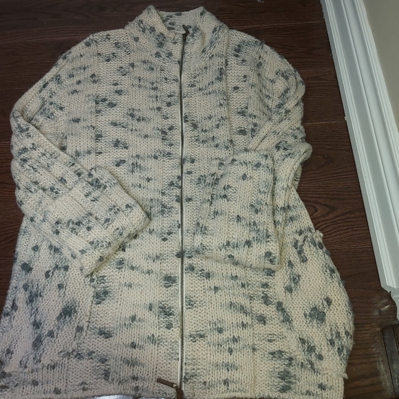 Roberto Cavalli Other - Roberto Cavalli wool/knitted sweater